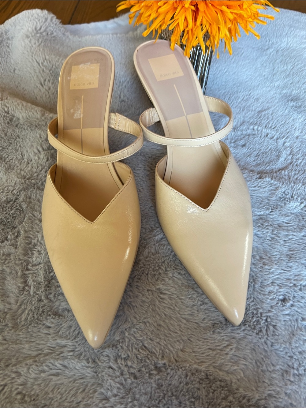 Dolce Vita Cream Pointed-Toe Strap Mules